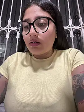 croftsmila online show from April 2026 11:56:01 PM