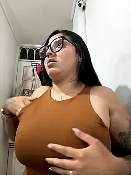 croftsmila online show from October 2025 01:06:02 AM