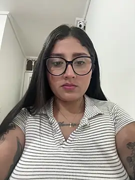 croftsmila online show from October 2025 09:44:01 PM