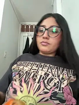 croftsmila online show from November 2025 08:46:01 PM