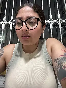 croftsmila online show from April 2026 11:34:02 PM