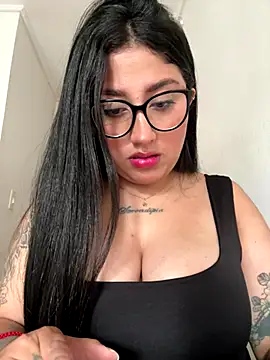 croftsmila online show from December 2025 03:25:02 PM