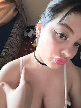 WanOn3Fanny online show from July 2026 10:43:01 PM