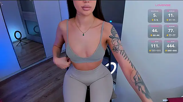 HannaHey online show from February 2026 02:06:02 PM