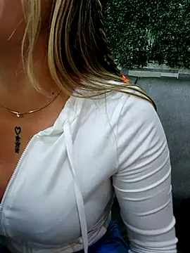 Misscata1106 online show from April 2026 09:39:33 PM