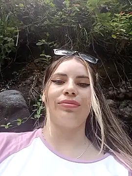 Misscata1106 online show from April 2026 07:00:01 PM