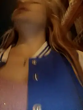 Snapshot of Misscata1106 chatting on December 2024 01:42:02 AM Misscata1106 online show from December 2024 01:42:02 AM