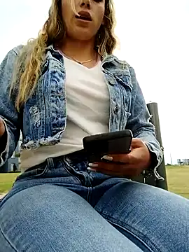 Snapshot of Misscata1106 chatting on October 2025 08:53:01 PM Misscata1106 online show from October 2025 08:53:01 PM