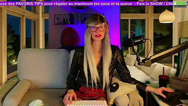 Snapshot of Kittychatte chatting on November 2025 09:09:02 PM Kittychatte online show from November 2025 09:09:02 PM