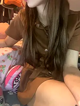 Snapshot of LaPetitechienne1 chatting on October 2025 12:23:02 AM LaPetitechienne1 online show from October 2025 12:23:02 AM