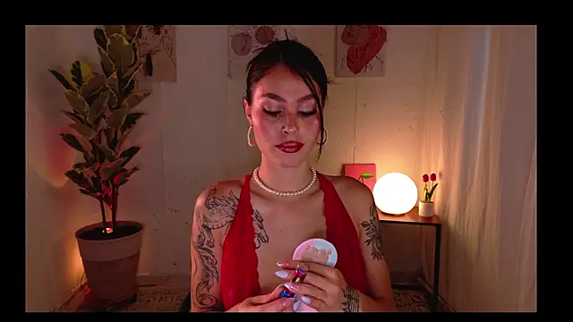 carolinerousev online show from March 2026 08:33:01 PM