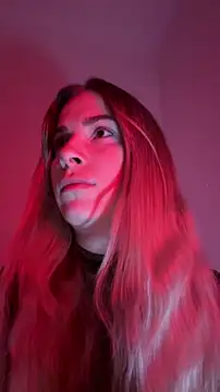 Snapshot of KissMissAngela chatting on November 2025 07:13:01 AM KissMissAngela online show from November 2025 07:13:01 AM