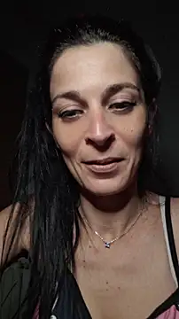 Snapshot of patatinahot87 chatting on June 2026 04:30:01 PM patatinahot87 online show from June 2026 04:30:01 PM