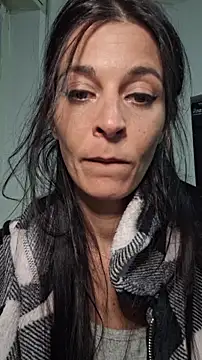 patatinahot87 online show from May 2026 04:32:02 PM