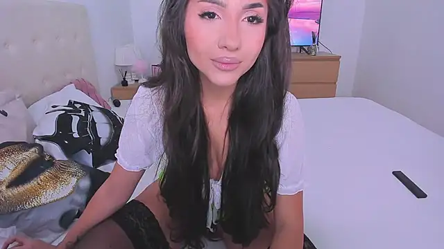 Snapshot of Your_Girl69XXX chatting on December 2025 10:09:02 PM Your Girl69XXX online show from December 2025 10:09:02 PM