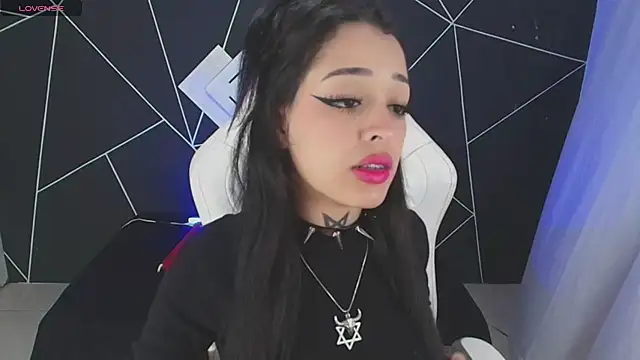 farichell online show from October 2025 09:01:01 PM