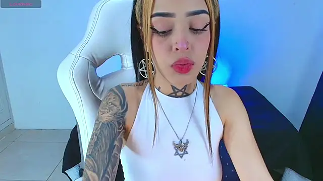 farichell online show from April 2026 07:44:02 PM