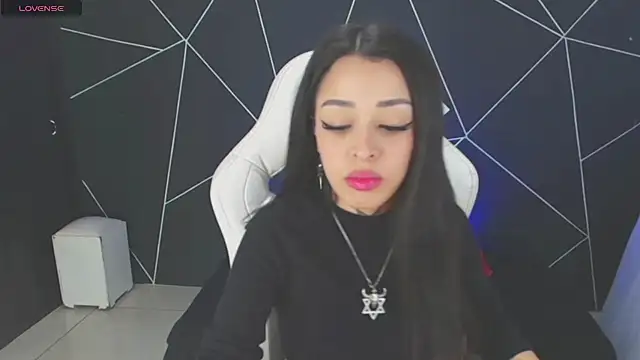 farichell online show from November 2025 09:04:01 PM