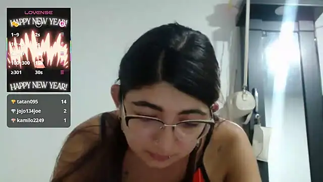 esteni online show from March 2025 04:57:02 AM