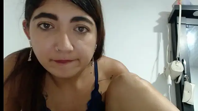 esteni online show from March 2025 02:50:01 AM