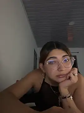 esteni online show from May 2026 11:57:01 PM