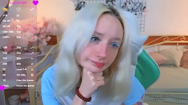 Katia Kim online show from April 2026 05:25:02 AM