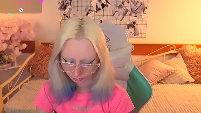 Katia Kim online show from February 2026 06:25:02 AM