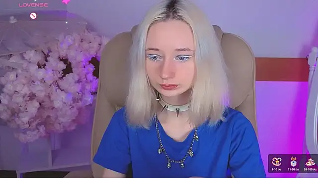 Katia Kim online show from December 2025 06:16:01 AM