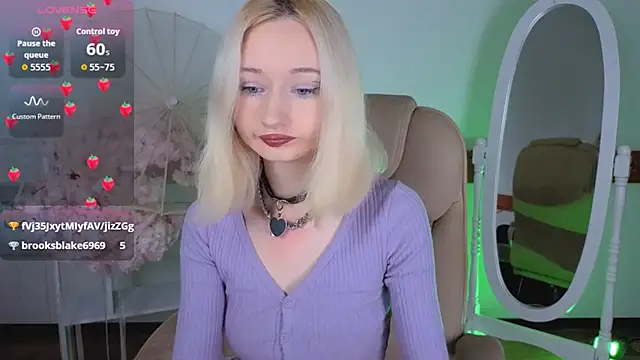 Katia Kim online show from November 2025 06:39:01 AM