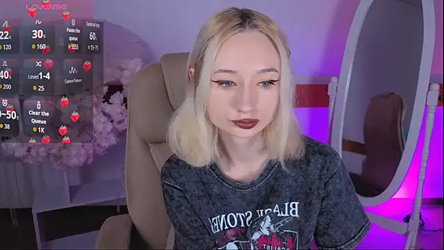 Katia Kim online show from November 2025 06:40:01 AM