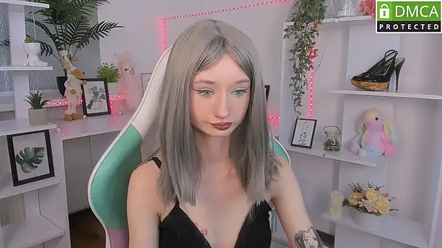 Katia Kim online show from October 2025 05:53:02 AM
