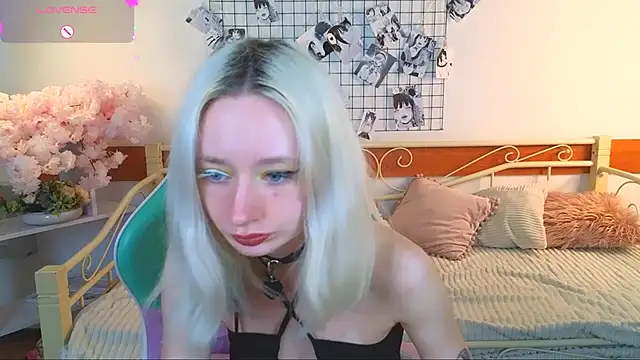 Katia Kim online show from April 2026 05:30:01 AM