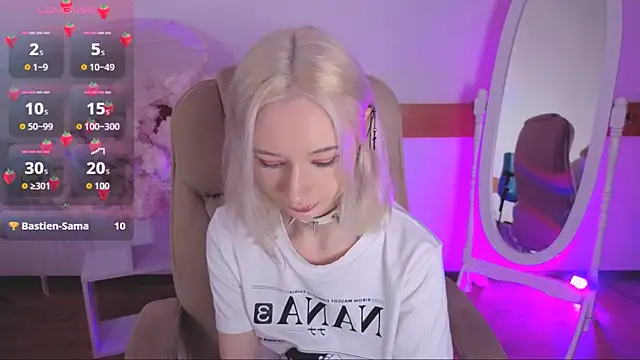 Katia Kim online show from November 2025 06:17:02 AM