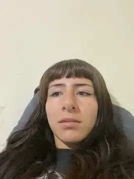 Snapshot of Mhelanny2 chatting on May 2026 06:35:02 AM Mhelanny2 online show from May 2026 06:35:02 AM