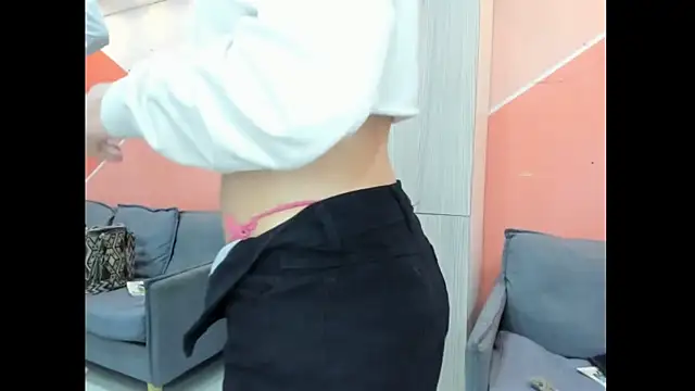 Mhelanny2 online show from November 2025 07:51:02 PM