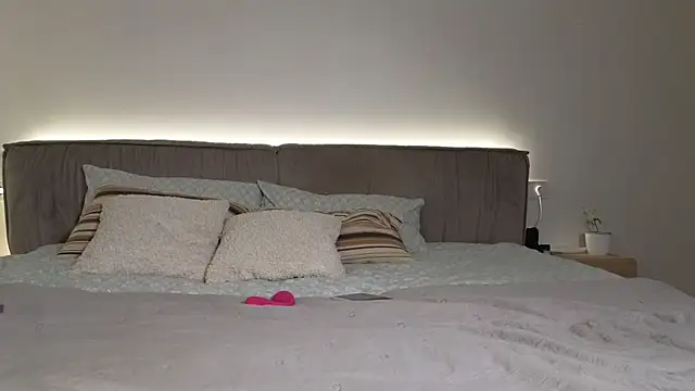 PassionAnn online show from February 2026 07:24:01 PM