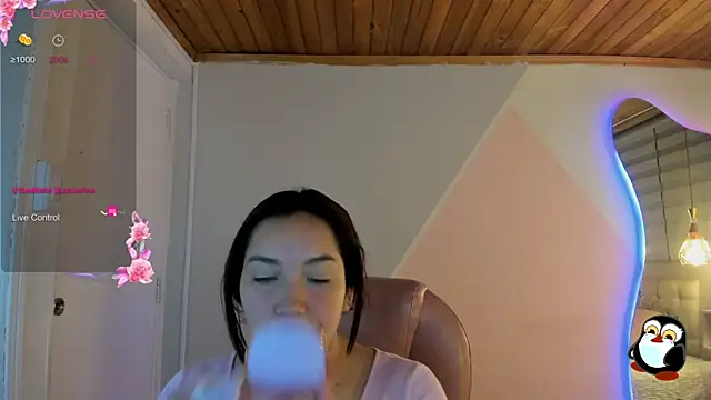 cristal  hot 1 online show from July 2026 05:05:02 AM