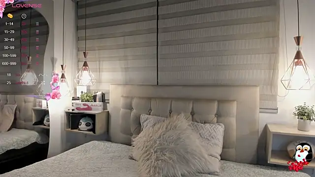 cristal  hot 1 online show from January 2026 05:03:01 AM