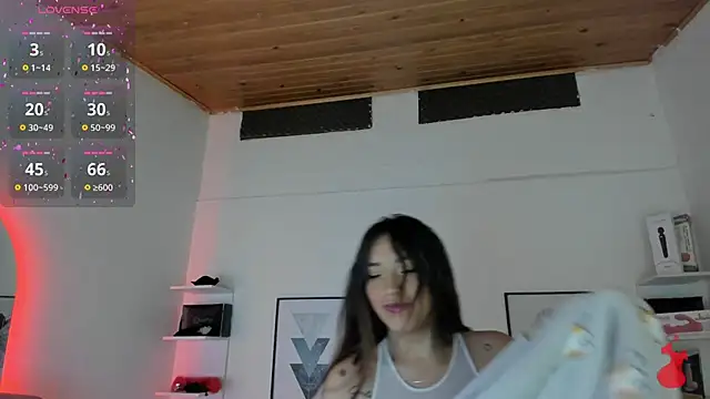 Snapshot of cristal__hot_1 chatting on March 2025 10:13:02 AM cristal hot 1 online show from March 2025 10:13:02 AM