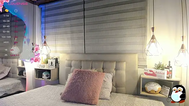 cristal  hot 1 online show from October 2025 05:08:01 AM