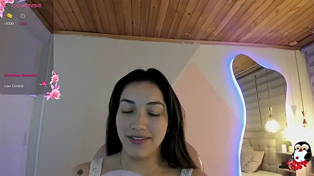 cristal  hot 1 online show from January 2026 05:14:02 AM