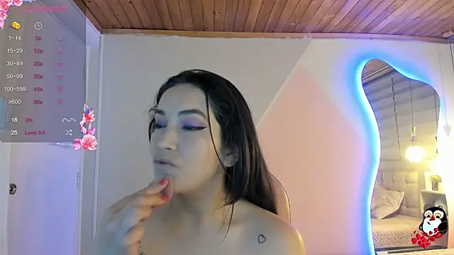 cristal  hot 1 online show from October 2025 05:18:02 AM