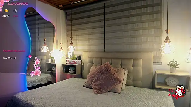 cristal  hot 1 online show from May 2026 05:11:01 AM
