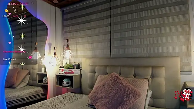 cristal  hot 1 online show from February 2026 05:06:02 AM