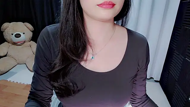 Snapshot of Su_rosie chatting on November 2025 01:05:01 PM Su rosie online show from November 2025 01:05:01 PM