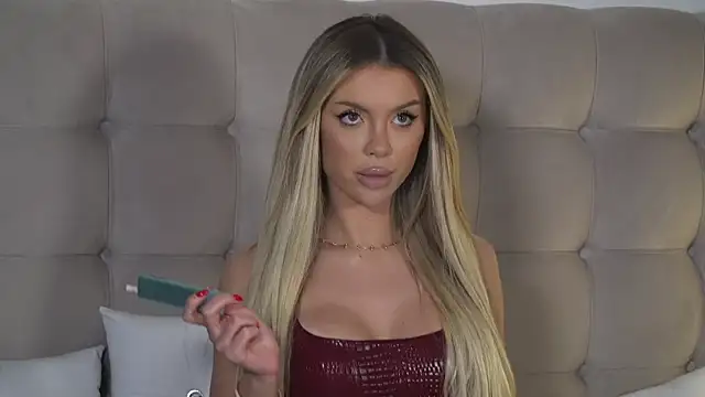 IvyRubens online show from March 2026 03:32:02 PM