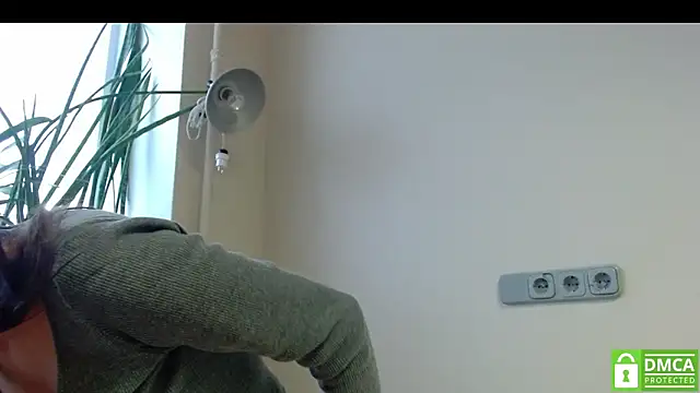 Sophi Cute online show from October 2025 01:32:01 PM