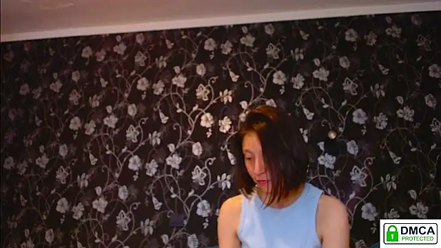 Sophi Cute online show from May 2026 01:06:02 PM