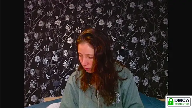 Sophi Cute online show from May 2026 12:41:02 PM