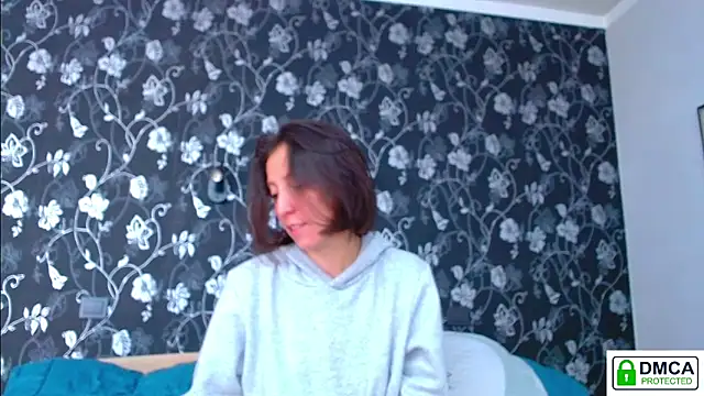 Sophi Cute online show from May 2026 12:57:01 PM